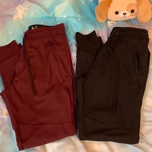 2 Pair American Eagle Joggers